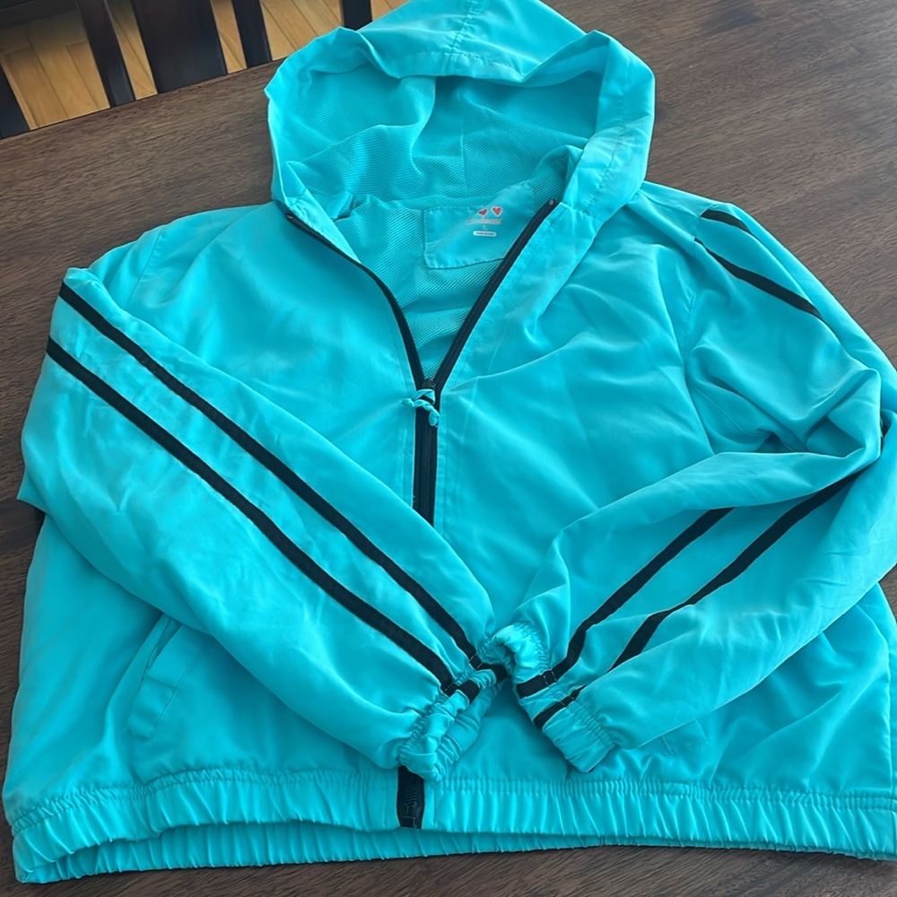 Three Heart zip up windbreaker - Picture 3 of 6